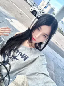 แบมบู แมงปอ เซลฟี่วันเดินทางและสไตล์แต่งตัวเรียบง่าย